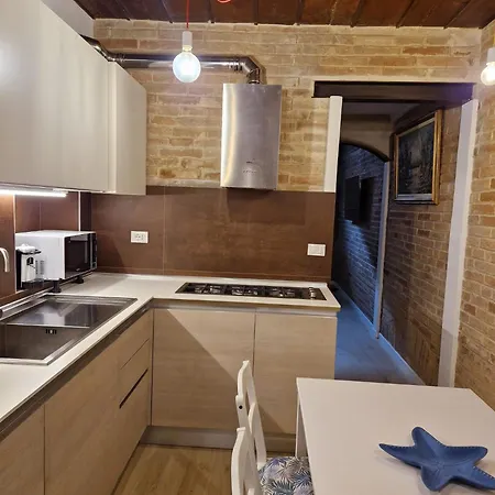 La Casa Dei Pesciaroli Apartment *